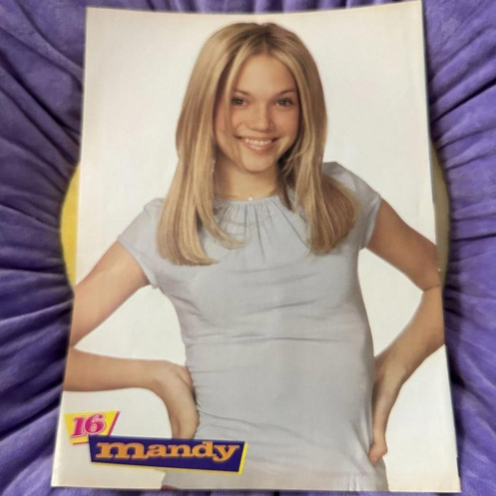 OCTOBER 1999 16‎ MAGAZINE PAGE MANDY MOORE